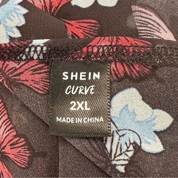 Shein Curve Butterfly Kimono Size 2XL - Picture 13 of 15